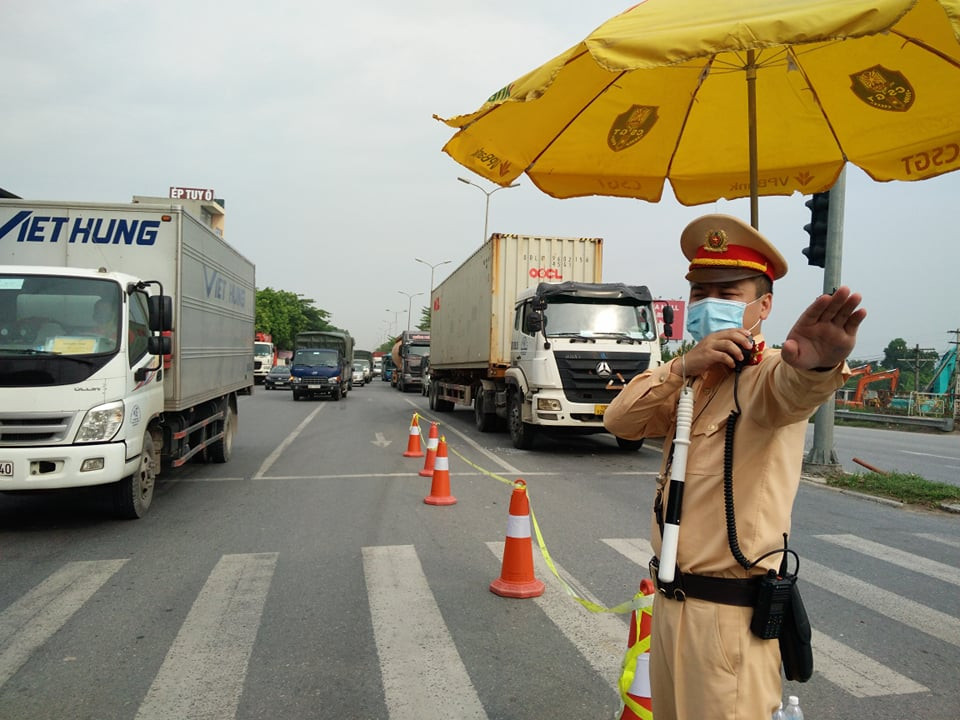 Hà Nội: Tiếp tục thực hiện cách ly toàn xã hội đến 06h giờ 00 ngày 6/9